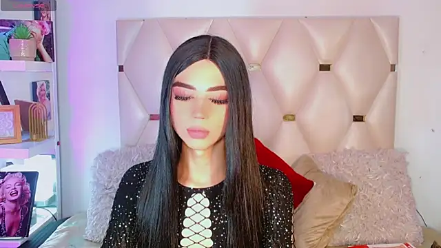 Daphnne Foxx online show from 26, 9, 2025