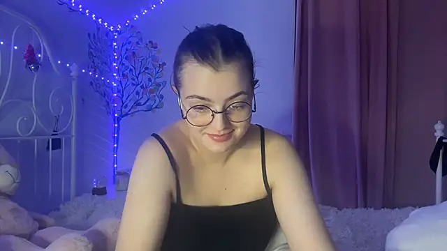 HoneyMist online show from 28, 10, 2025