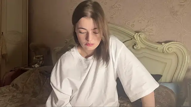 HoneyMist online show from 18, 11, 2025