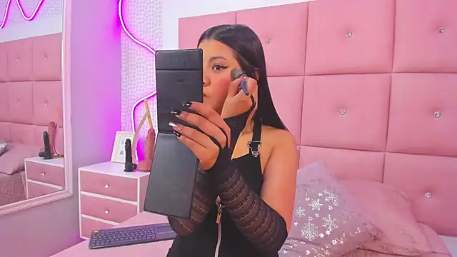 DaisySnugs1 online show from 15, 11, 2025