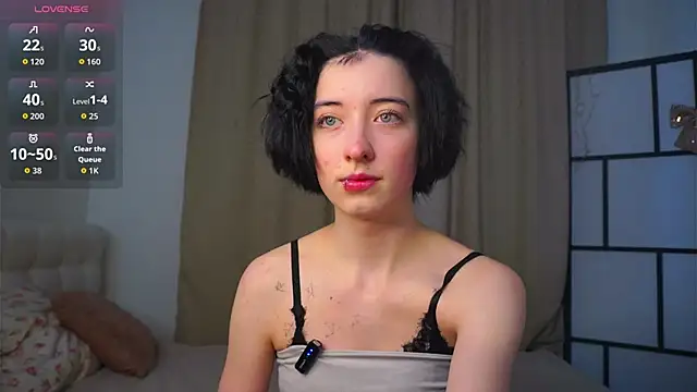 JuanaFriesz online show from 12, 2, 2026