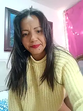 agatha sluttylatina online show from 6, 3, 2026