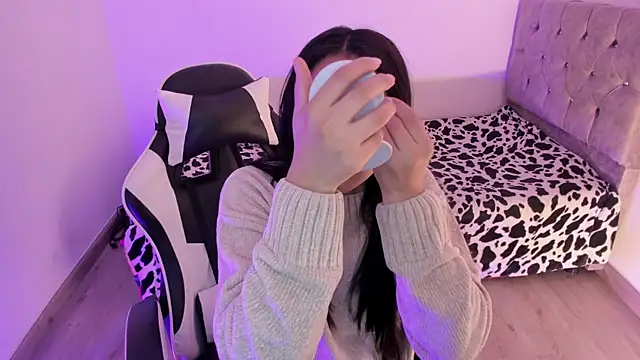 Snapshot of megaan_cb chatting on 5, 11, 2025 megaan cb online show from 5, 11, 2025