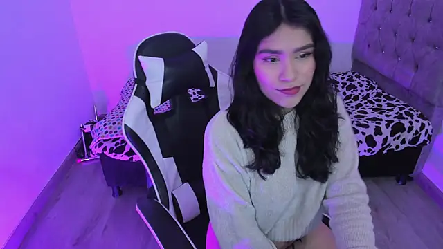 Snapshot of megaan_cb chatting on 30, 11, 2025 megaan cb online show from 30, 11, 2025