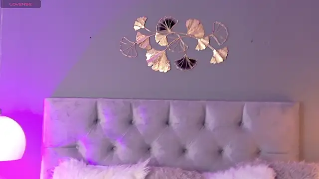 kendalFox  online show from 24, 2, 2026