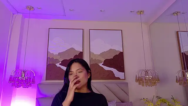 kendalFox  online show from 2, 11, 2025