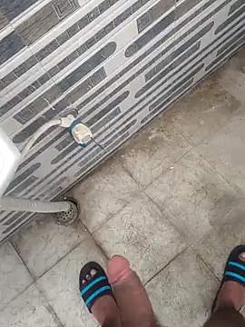 bigdick lickingexpert08 online show from 26, 3, 2026