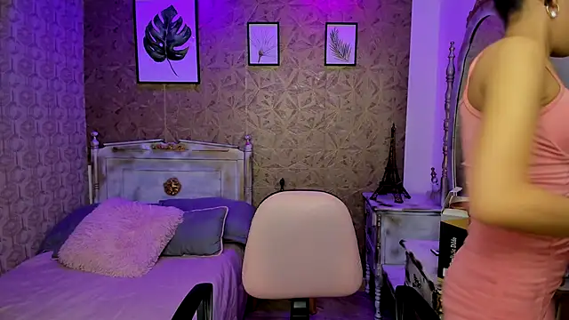 Lucia jane online show from 9, 10, 2025