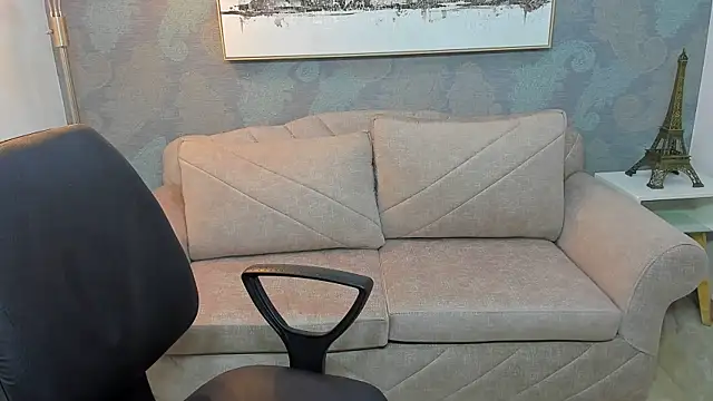 Lucia jane online show from 9, 1, 2026