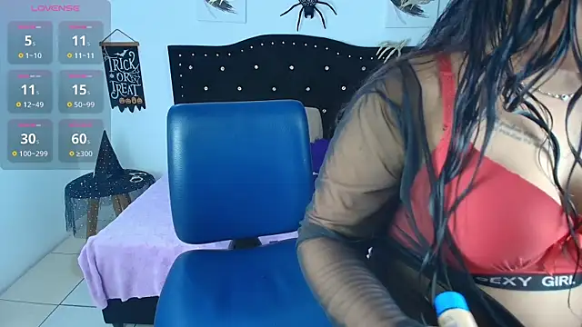 SammySmall F w online show from 1, 11, 2025