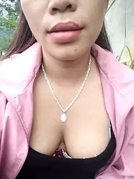 Snapshot of hong-sex chatting on 4, 11, 2025 hong-sex online show from 4, 11, 2025