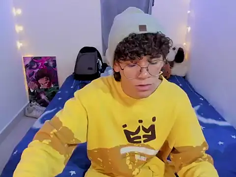 Tom Blues online show from 5, 3, 2026