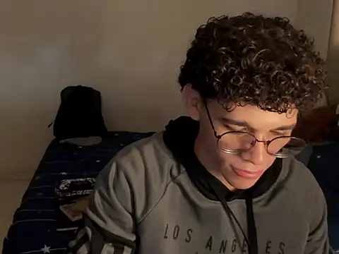 Tom Blues online show from 27, 10, 2025