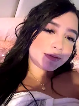 Emiily Moore1 online show from 18, 10, 2025