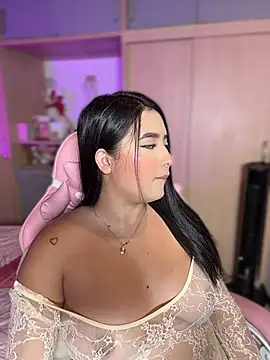 Snapshot of Emiily_Moore1 chatting on 26, 6, 2026 Emiily Moore1 online show from 26, 6, 2026