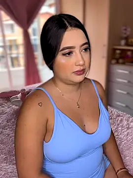 Emiily Moore1 online show from 23, 11, 2025