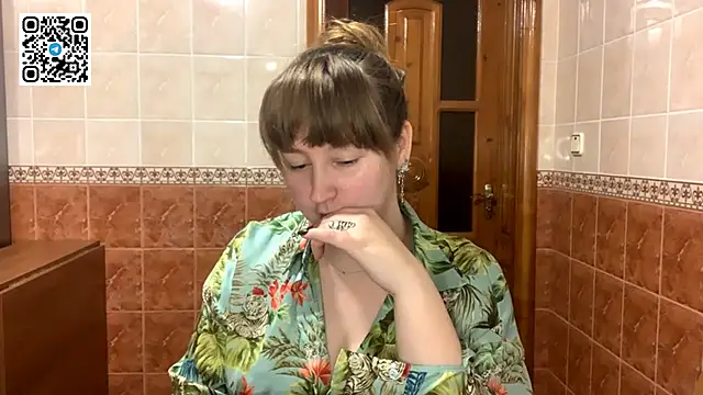 MaroonMoon  online show from 10, 11, 2025