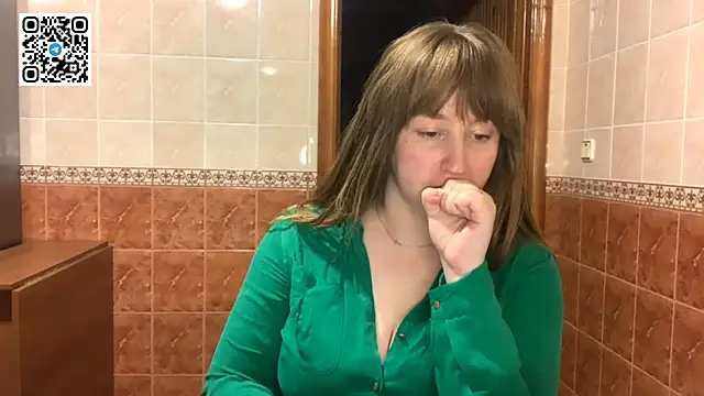 MaroonMoon  online show from 20, 10, 2025