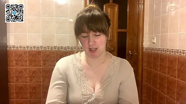 MaroonMoon  online show from 21, 12, 2025