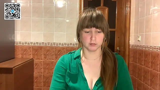 MaroonMoon  online show from 27, 11, 2025