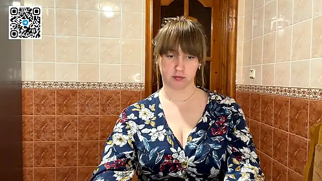 MaroonMoon  online show from 12, 2, 2026