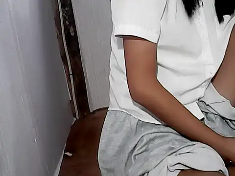 pinay-momm1682 online show from 17, 6, 2026