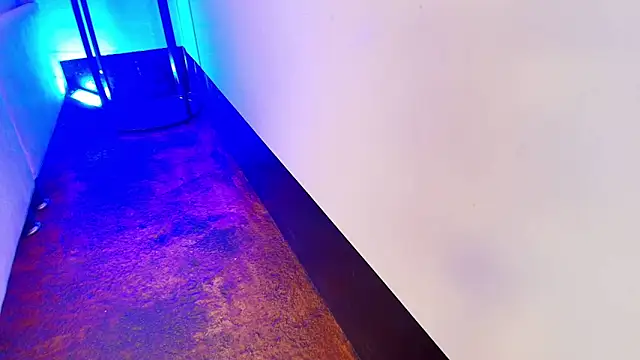 elizawiliamst online show from 18, 4, 2026