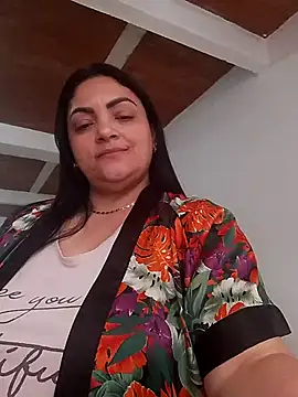 tiffany Johnson1 online show from 3, 10, 2025