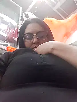 tiffany Johnson1 online show from 3, 10, 2025
