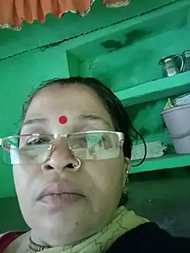 Manavi x online show from 18, 6, 2026