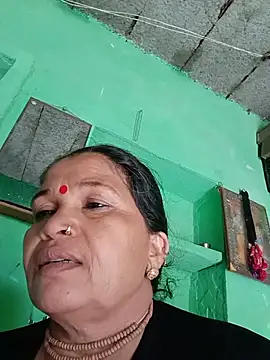 Manavi x online show from 8, 7, 2026