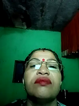 Manavi x online show from 6, 10, 2025