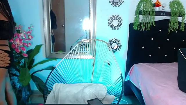 gabie rosse online show from 13, 4, 2026