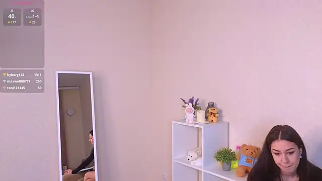 miacuteeee online show from 19, 10, 2025