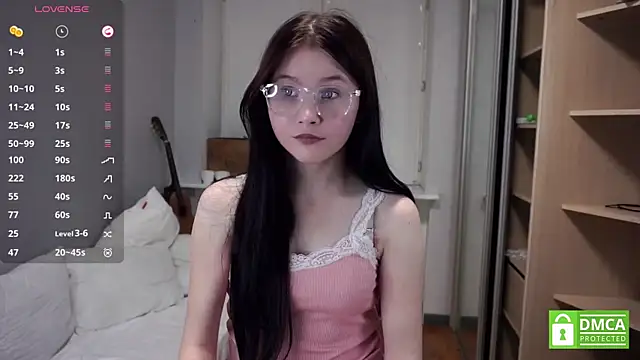 DelphaDivenere online show from 26, 9, 2025