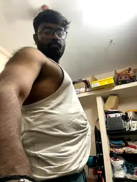 DJLOVE280825 online show from 13, 10, 2025