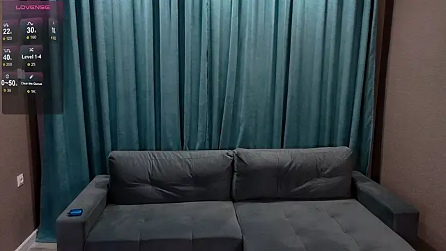 AnnieKim  online show from 19, 12, 2025