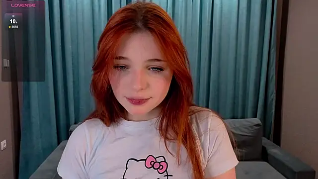 AnnieKim  online show from 21, 12, 2025