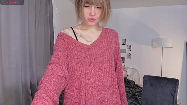 Snapshot of KikiMoor chatting on 6, 6, 2026 KikiMoor online show from 6, 6, 2026