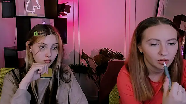 mila glow1 online show from 5, 11, 2025