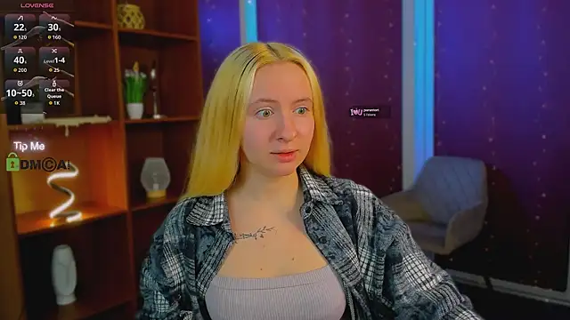 mila glow1 online show from 28, 3, 2026