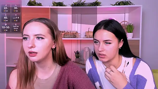 mila glow1 online show from 22, 10, 2025