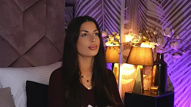 EvaRhea online show from 3, 12, 2025