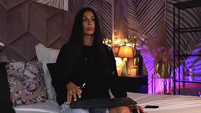 EvaRhea online show from 4, 4, 2026