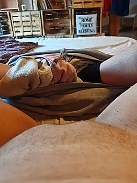 Horny mummy online show from 18, 2, 2026