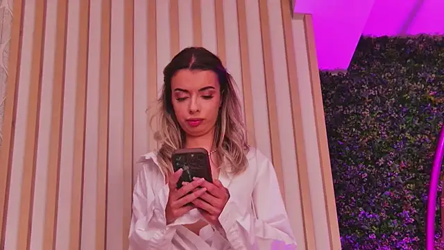 LollyShine online show from 21, 11, 2025