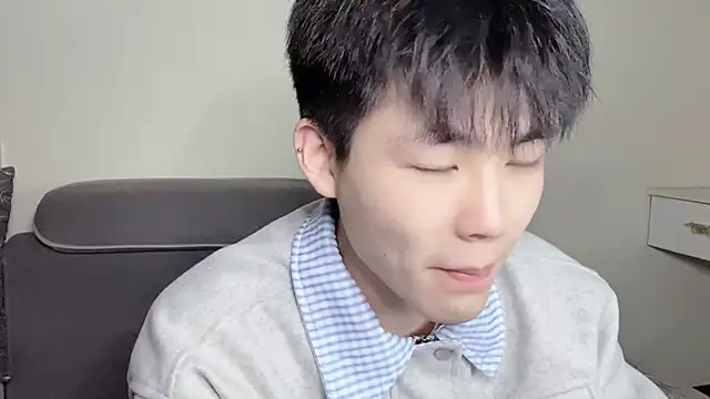 xiaoyang5200 online show from 23, 11, 2025