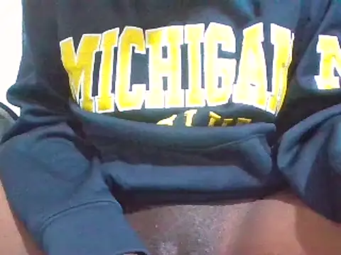 chocolatebarbiee online show from 20, 12, 2025