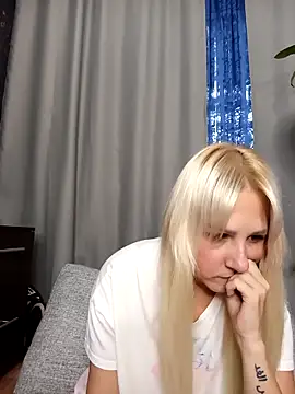 Snapshot of you_touch_me_now_today chatting on 9, 9, 2025 you touch me now today online show from 9, 9, 2025