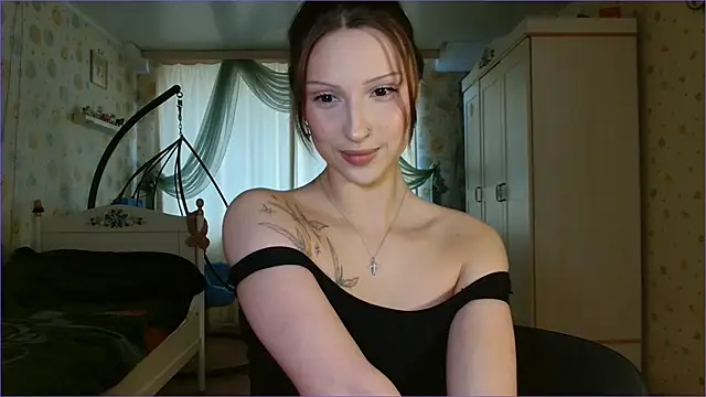 RuxaShade online show from 25, 3, 2026